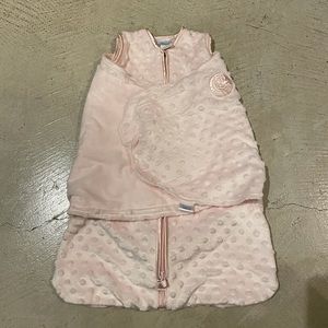 NWOT NB HALO swaddle sleep sack minky pink